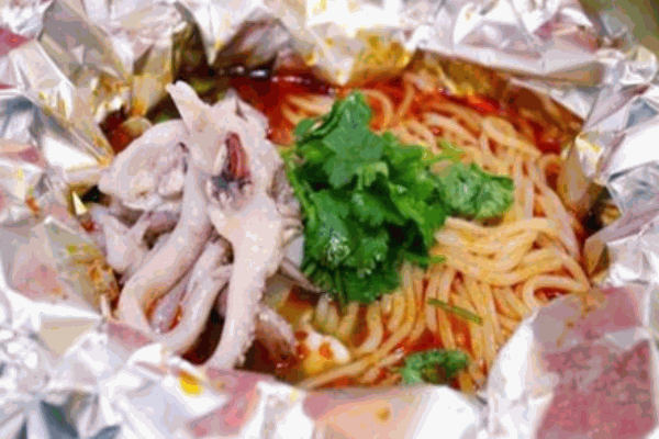 千寻锡纸花甲米线